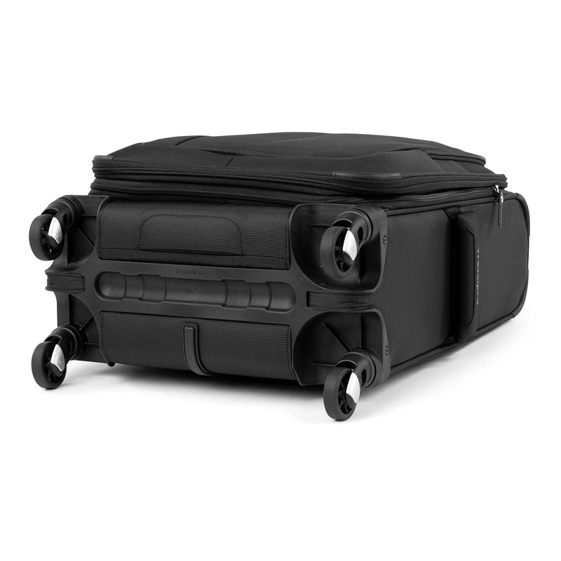 Travelpro® Maxlite® 5 19" International Carry-On Expandable Spinner