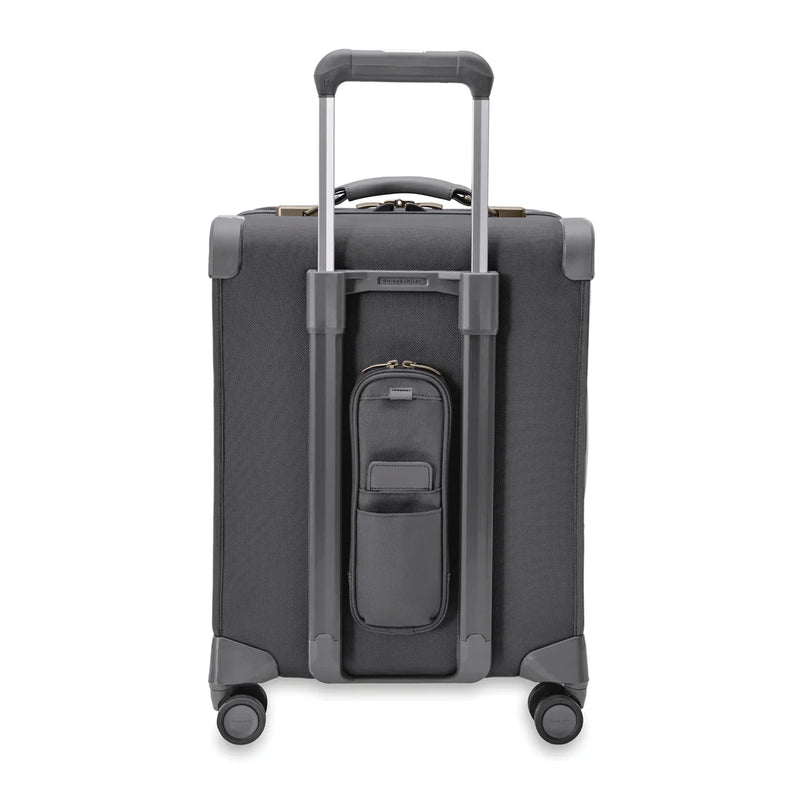 Briggs & Riley Baseline Medium Expandable Spinner