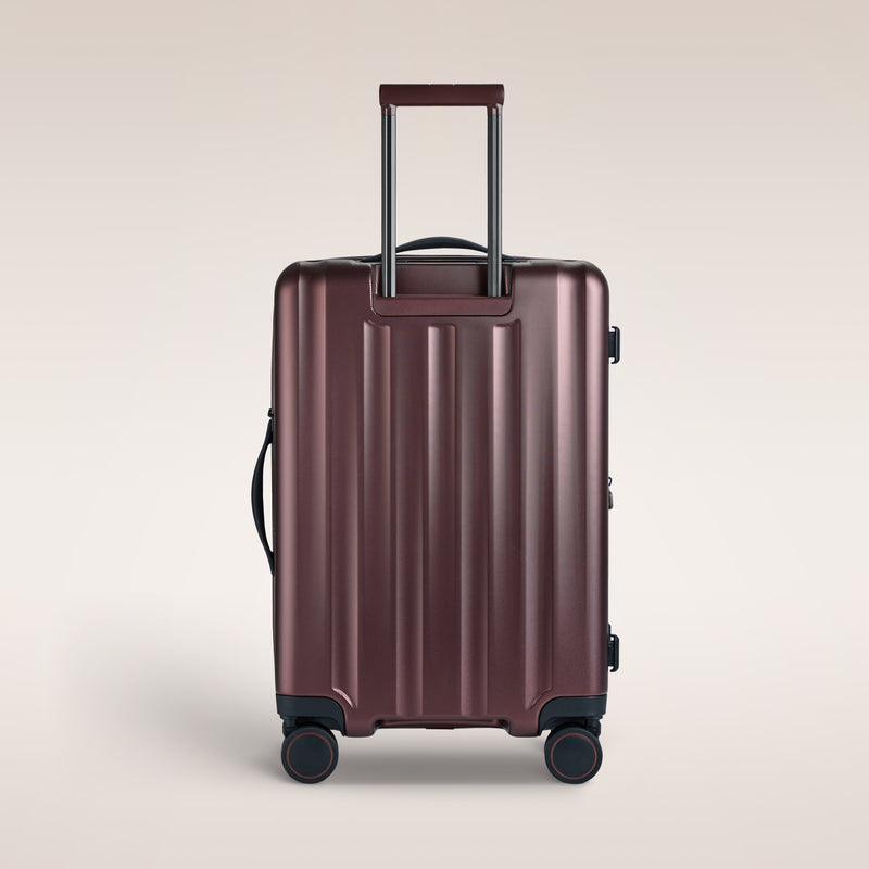 Verage® Greenwich 25" Medium Hardside Expandable Spinner Luggage