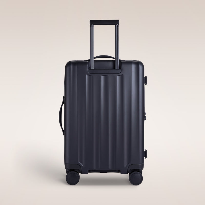 Verage® Greenwich 25" Medium Hardside Expandable Spinner Luggage